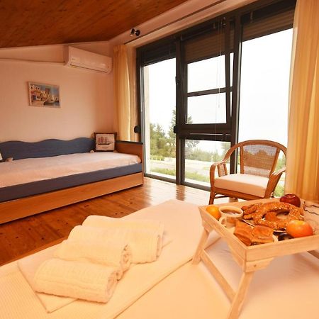 Olia Sea View Shared Pool Villa, เนอาโฟเกีย ภายนอก รูปภาพ