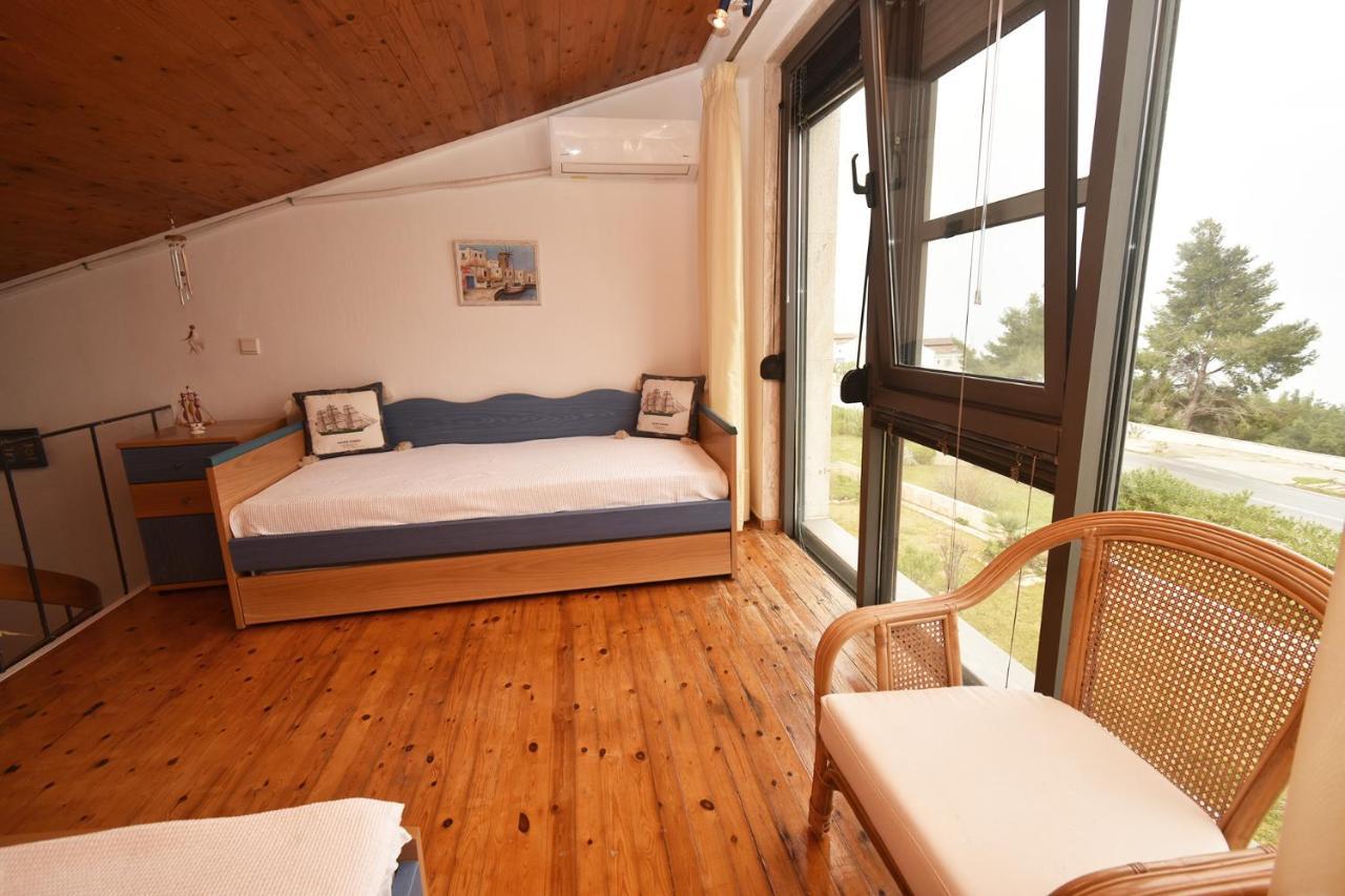 Olia Sea View Shared Pool Villa, เนอาโฟเกีย ภายนอก รูปภาพ