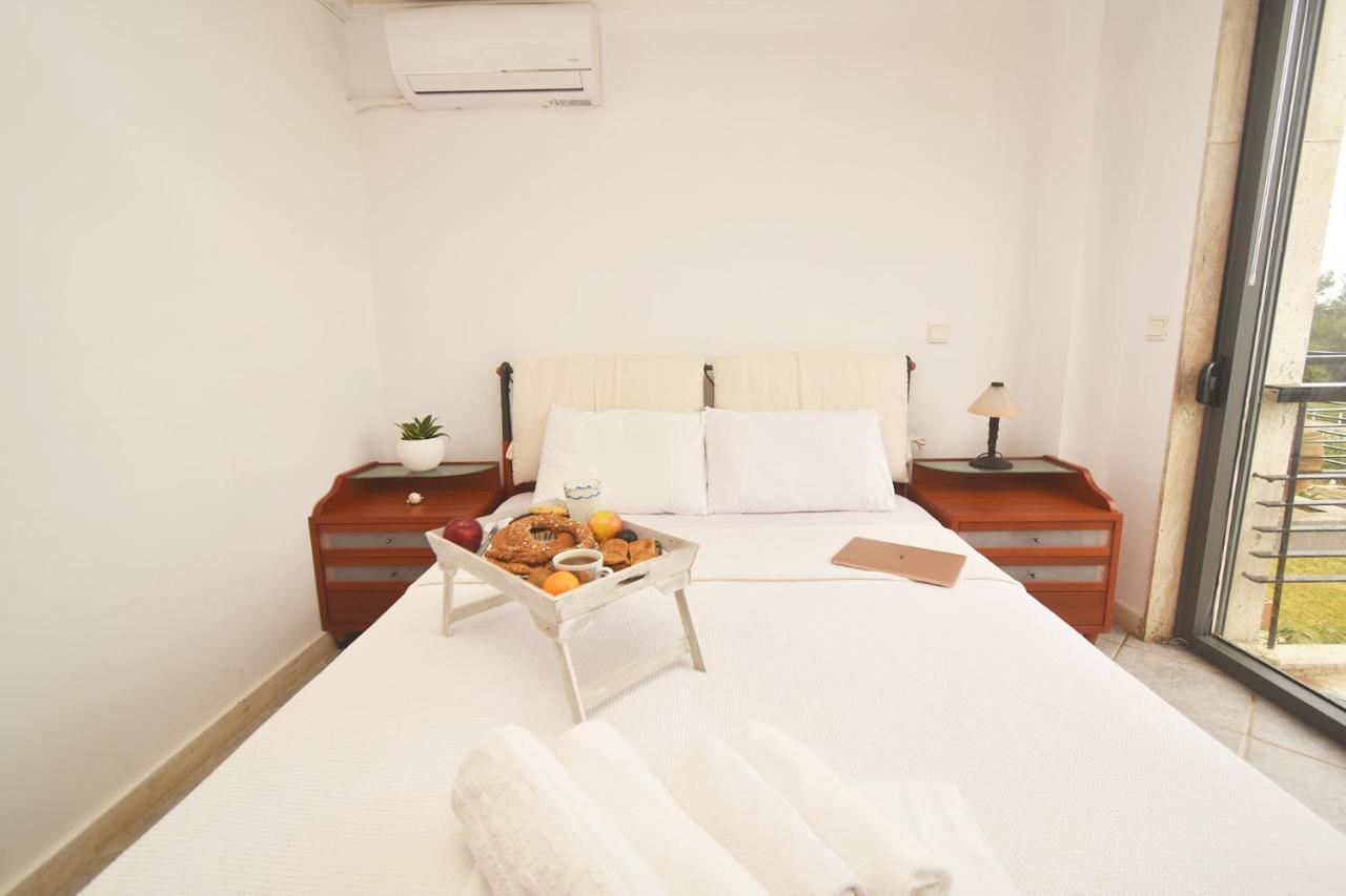 Olia Sea View Shared Pool Villa, เนอาโฟเกีย ภายนอก รูปภาพ