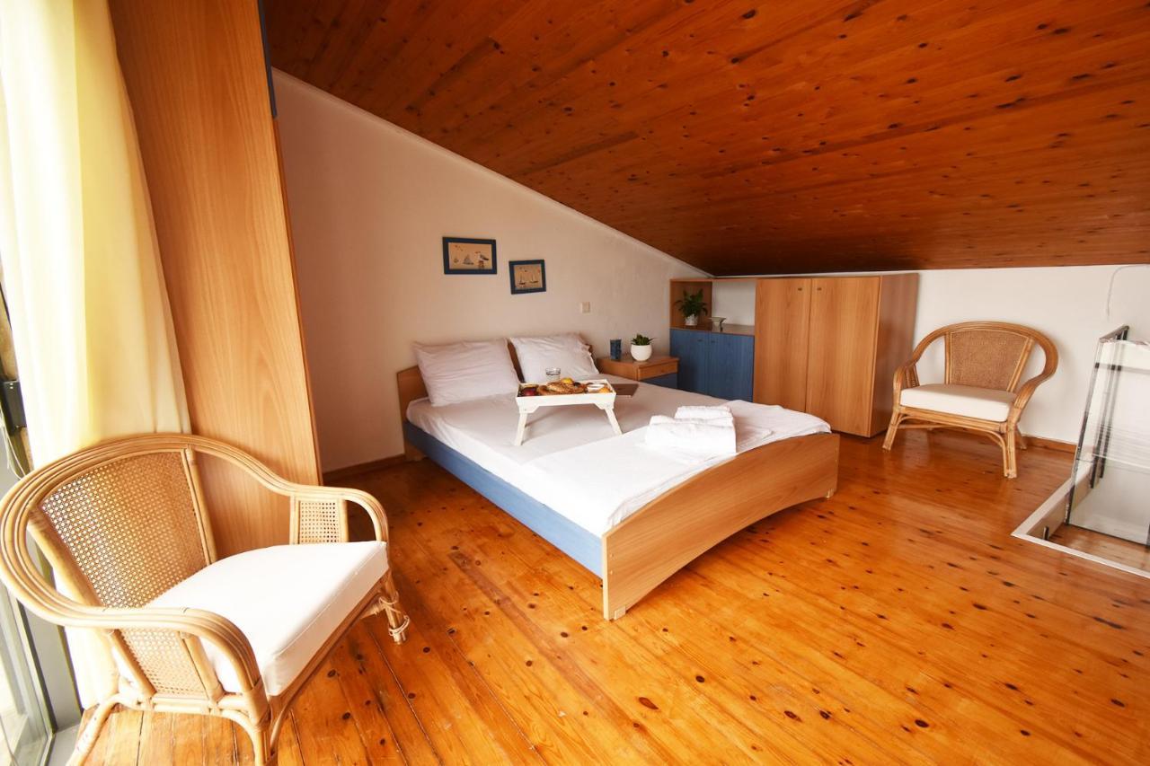 Olia Sea View Shared Pool Villa, เนอาโฟเกีย ภายนอก รูปภาพ
