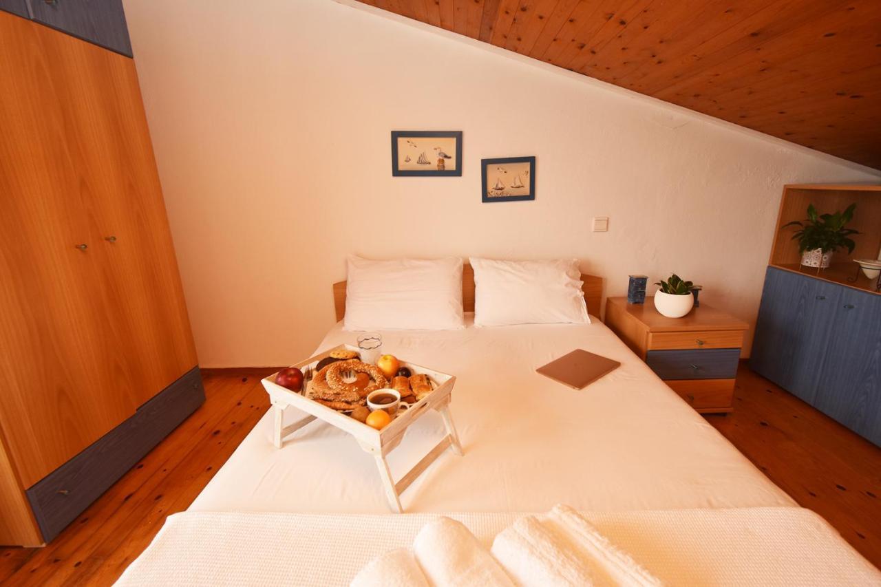Olia Sea View Shared Pool Villa, เนอาโฟเกีย ภายนอก รูปภาพ