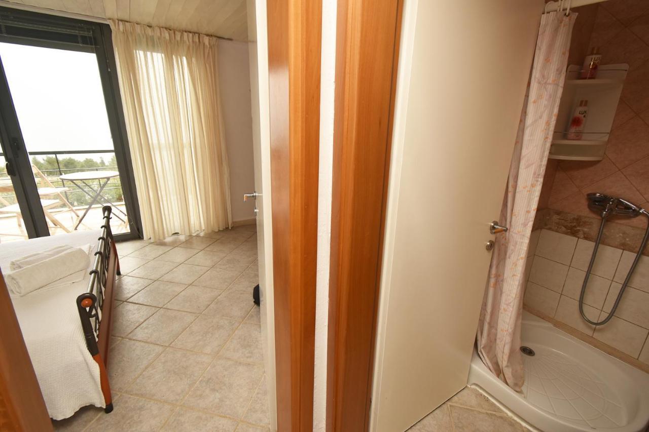 Olia Sea View Shared Pool Villa, เนอาโฟเกีย ภายนอก รูปภาพ