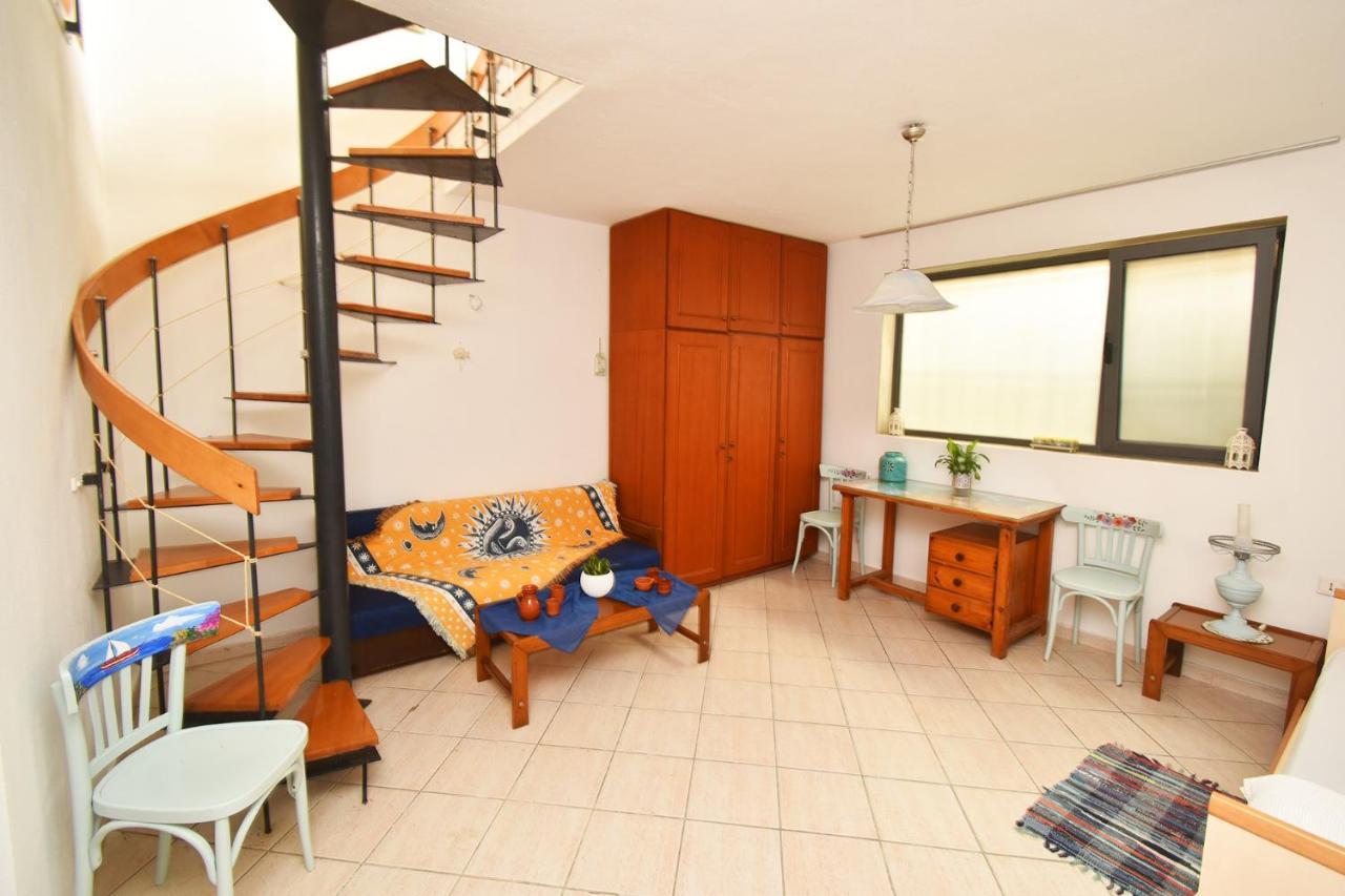 Olia Sea View Shared Pool Villa, เนอาโฟเกีย ภายนอก รูปภาพ